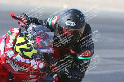 media/Jan-10-2025-CVMA Friday Practice (Fri) [[489e0da257]]/Group 4 and Trackday/Session 2 (Turn 4 Inside)/